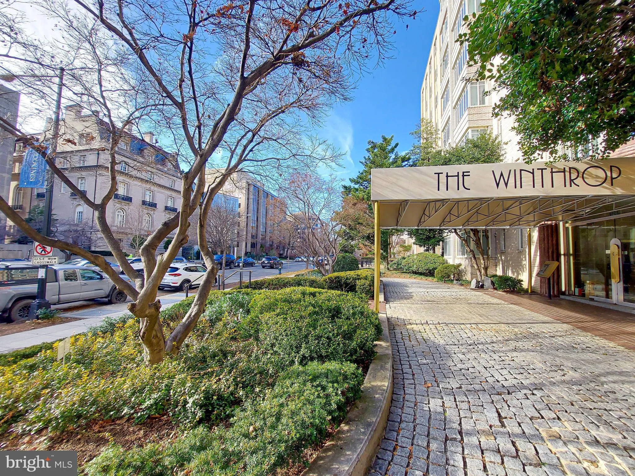 1727 MASSACHUSETTS AVENUE, Washington, DC 20036