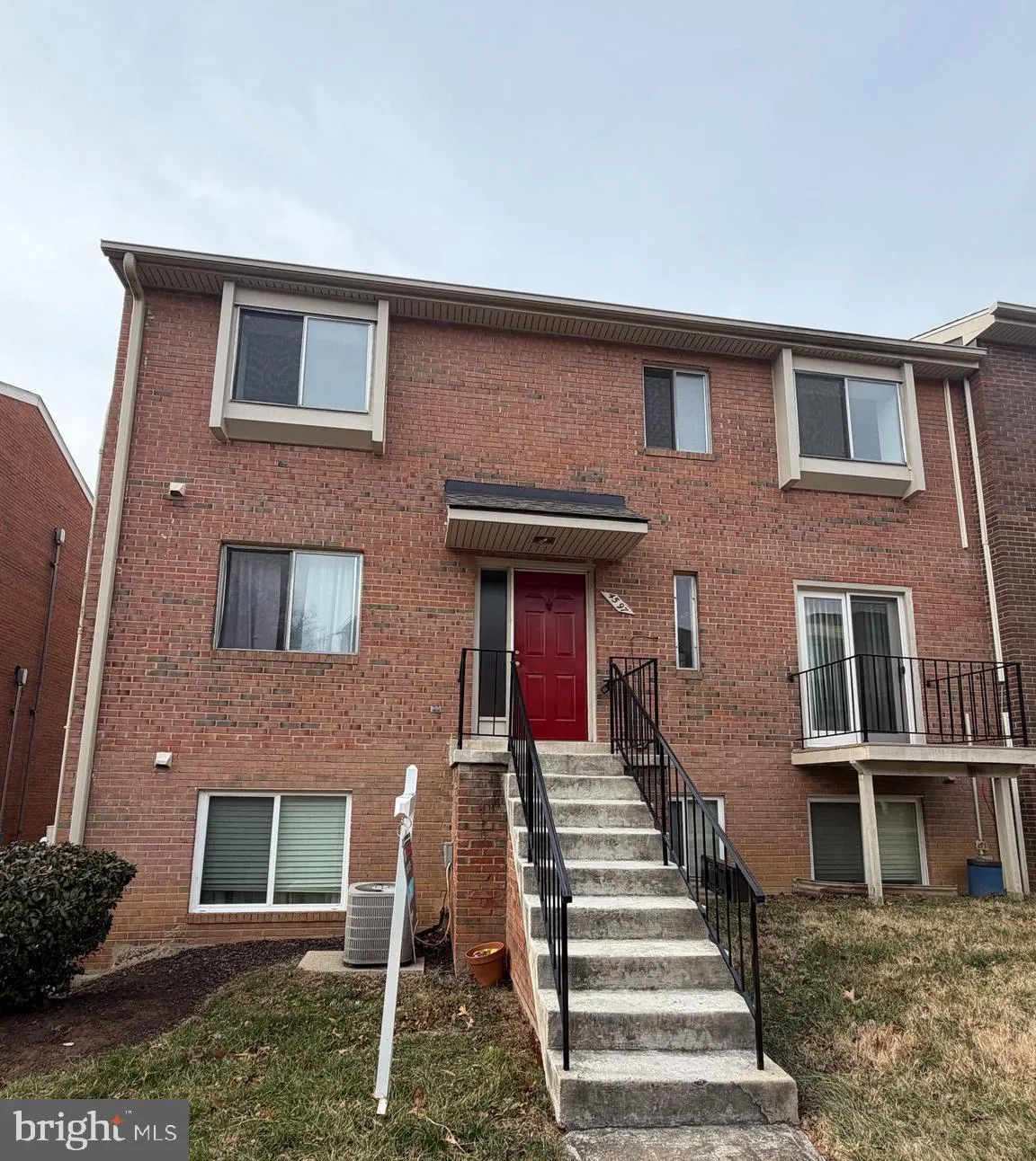 4597 LOGSDON DRIVE, Annandale, VA 22003