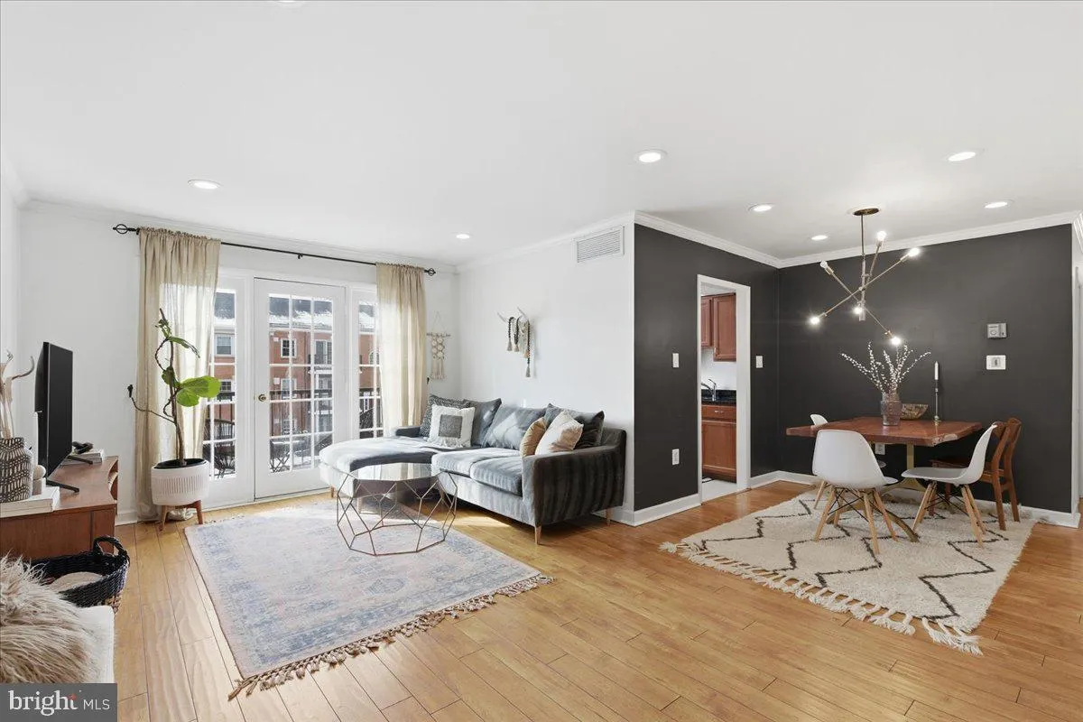 9461 FAIRFAX BOULEVARD, Fairfax, VA 22031