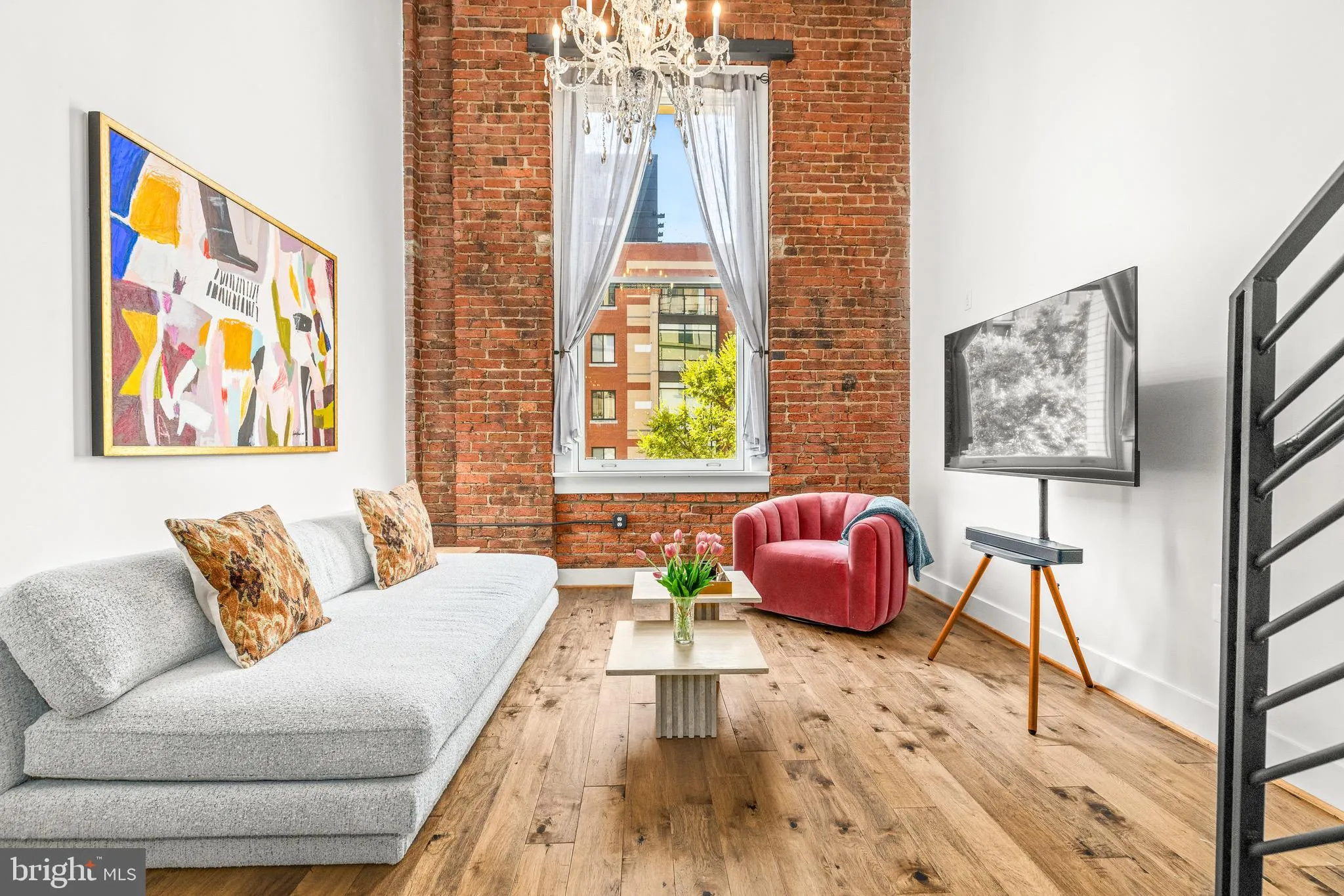1401 R STREET, Washington, DC 20009