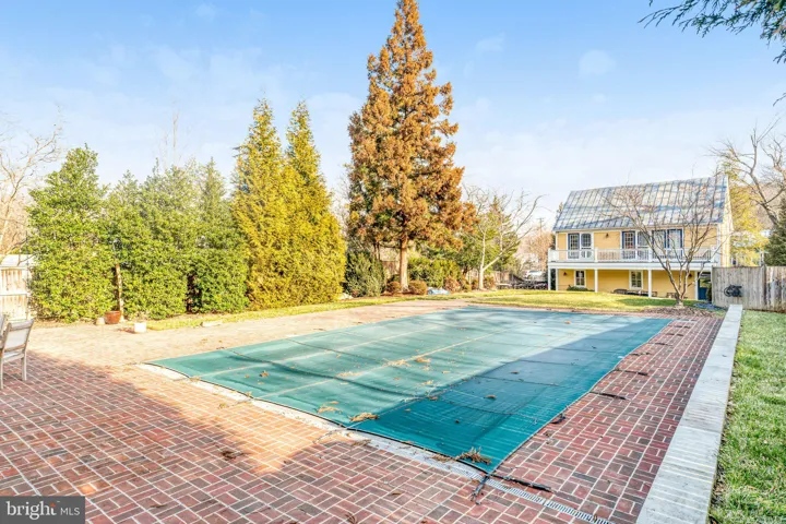 7153 Main St, Clifton, Virginia 20124
