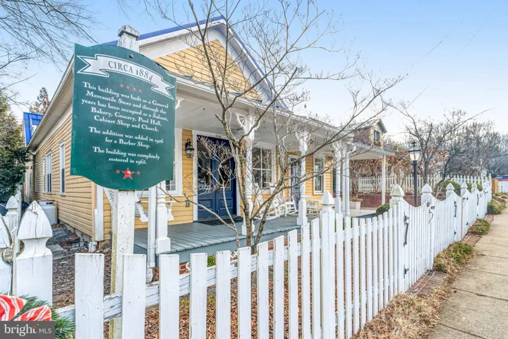 7153 Main St, Clifton, Virginia 20124