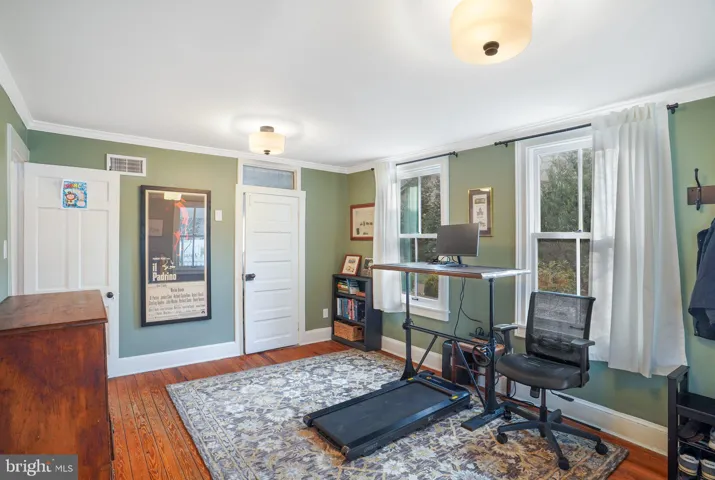 7153 Main St, Clifton, Virginia 20124