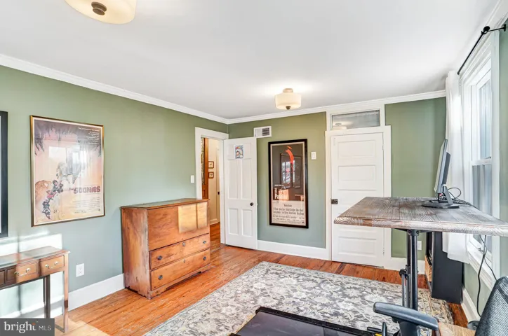 7153 Main St, Clifton, Virginia 20124