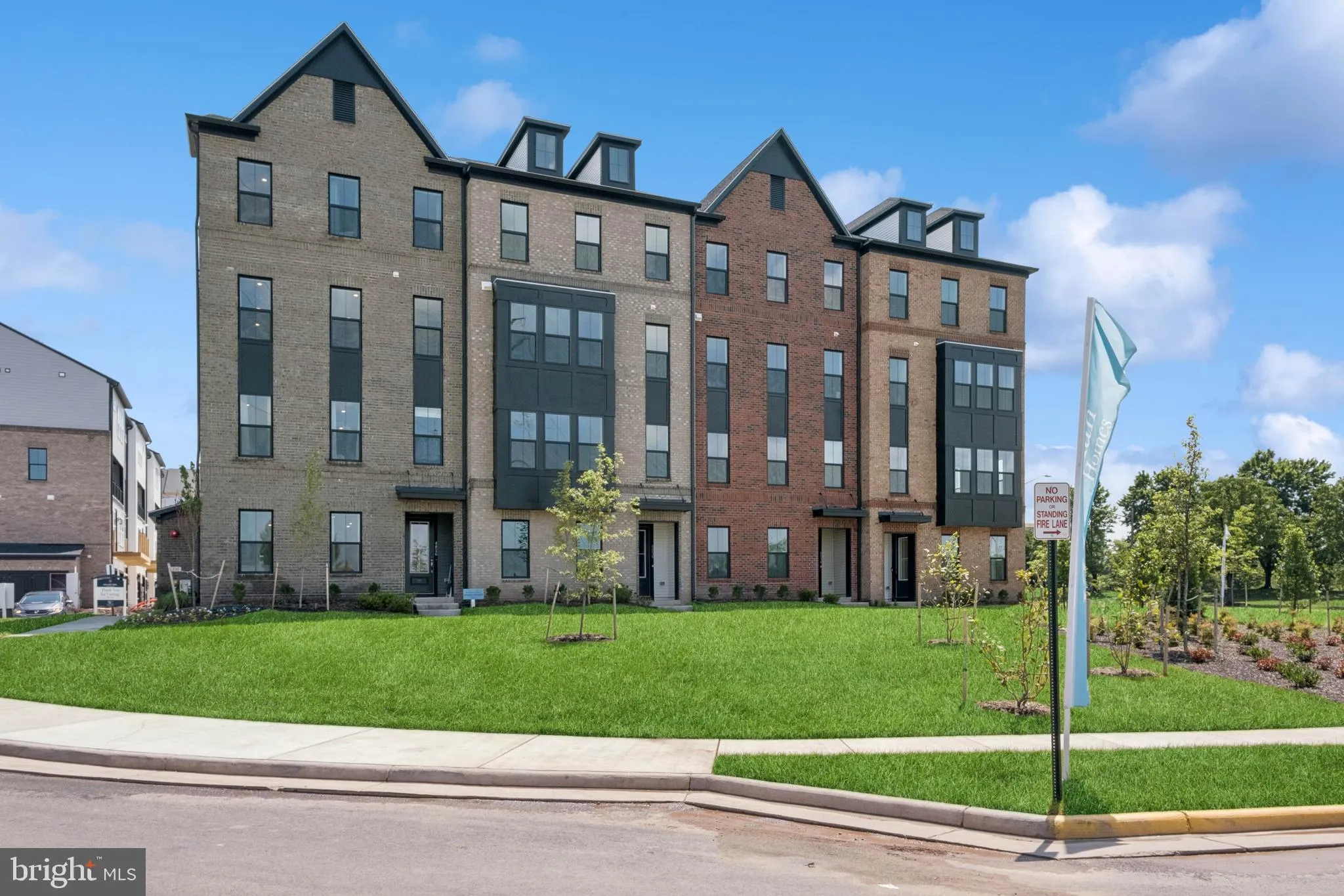 14938 DECO CIRCLE, Chantilly, VA 20151