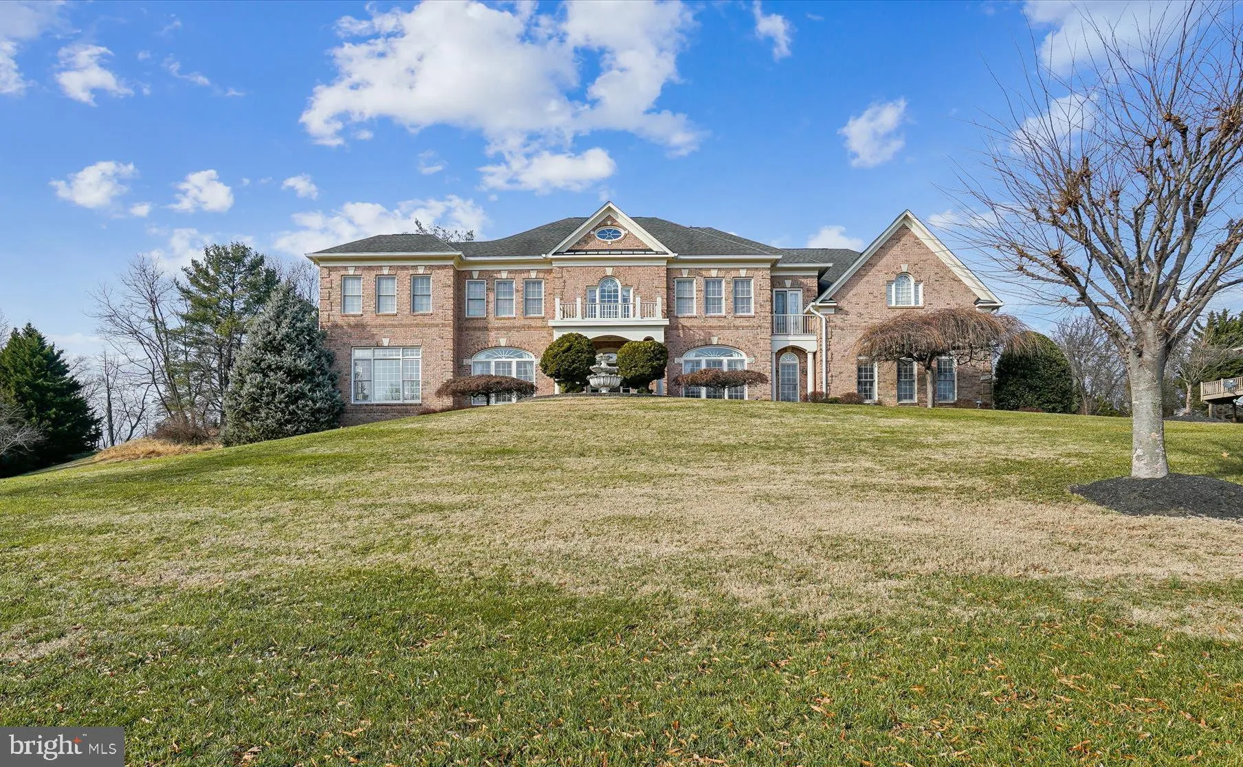 11046 HEATHLAND DRIVE, Oakton, VA 22124