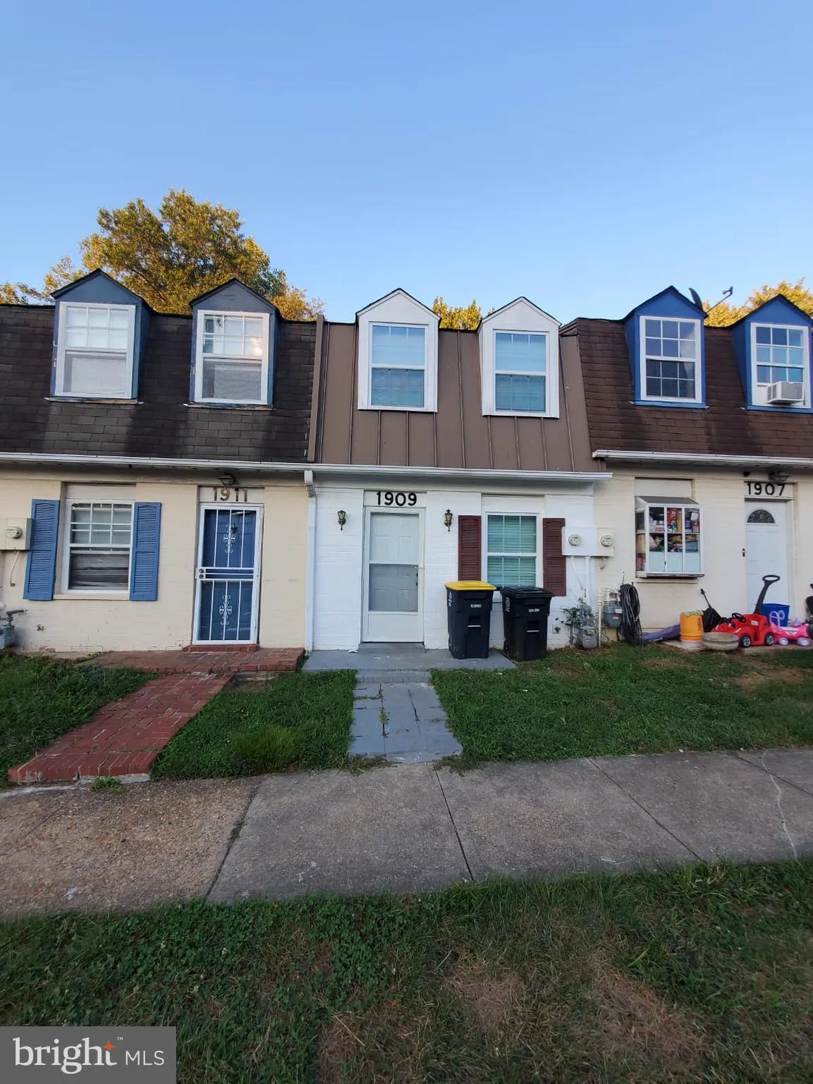 1909 DUTCH VILLAGE DRIVE, Hyattsville, MD 20785