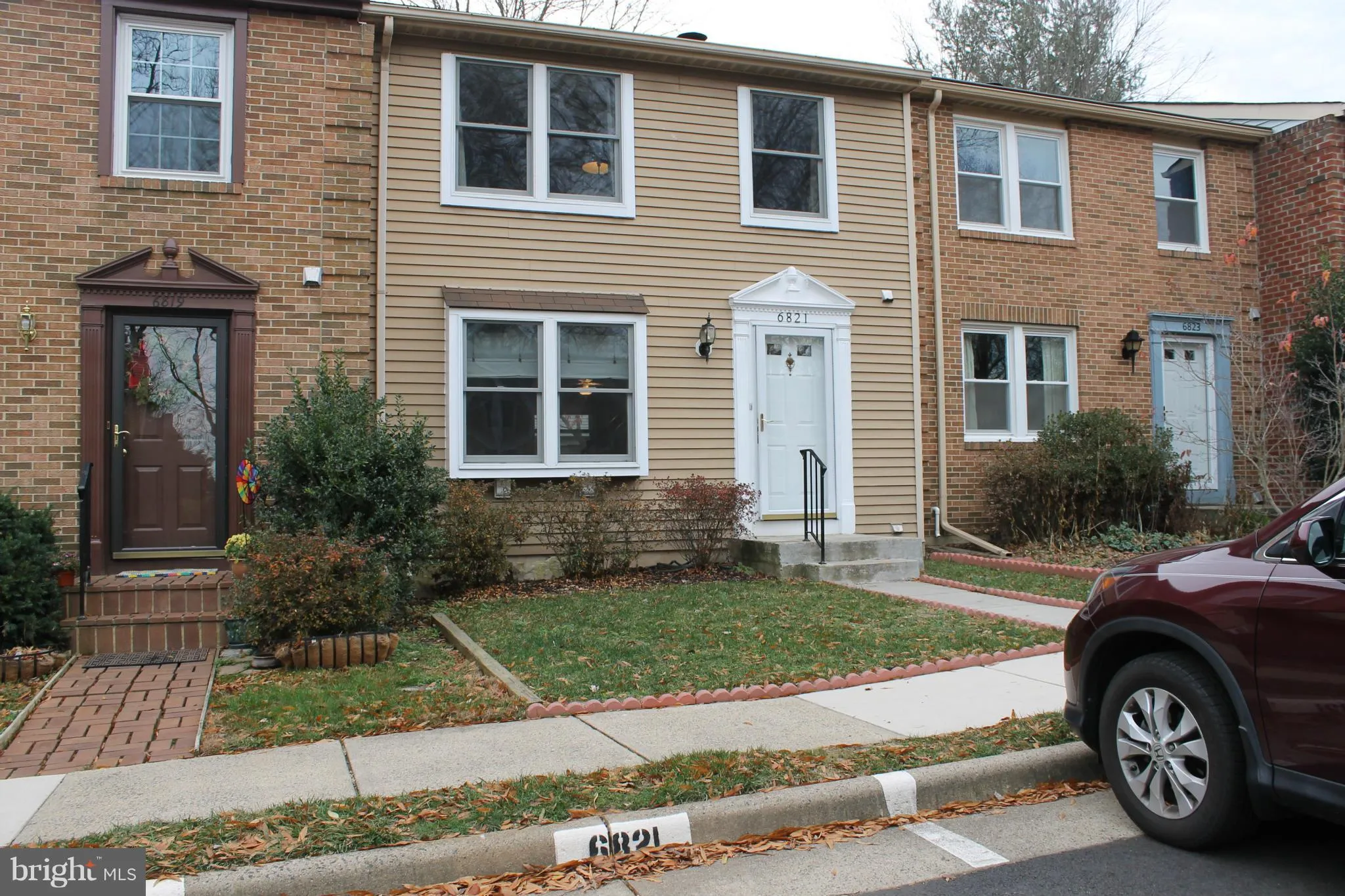 6821 MONTIVIDEO SQUARE COURT, Falls Church, VA 22043