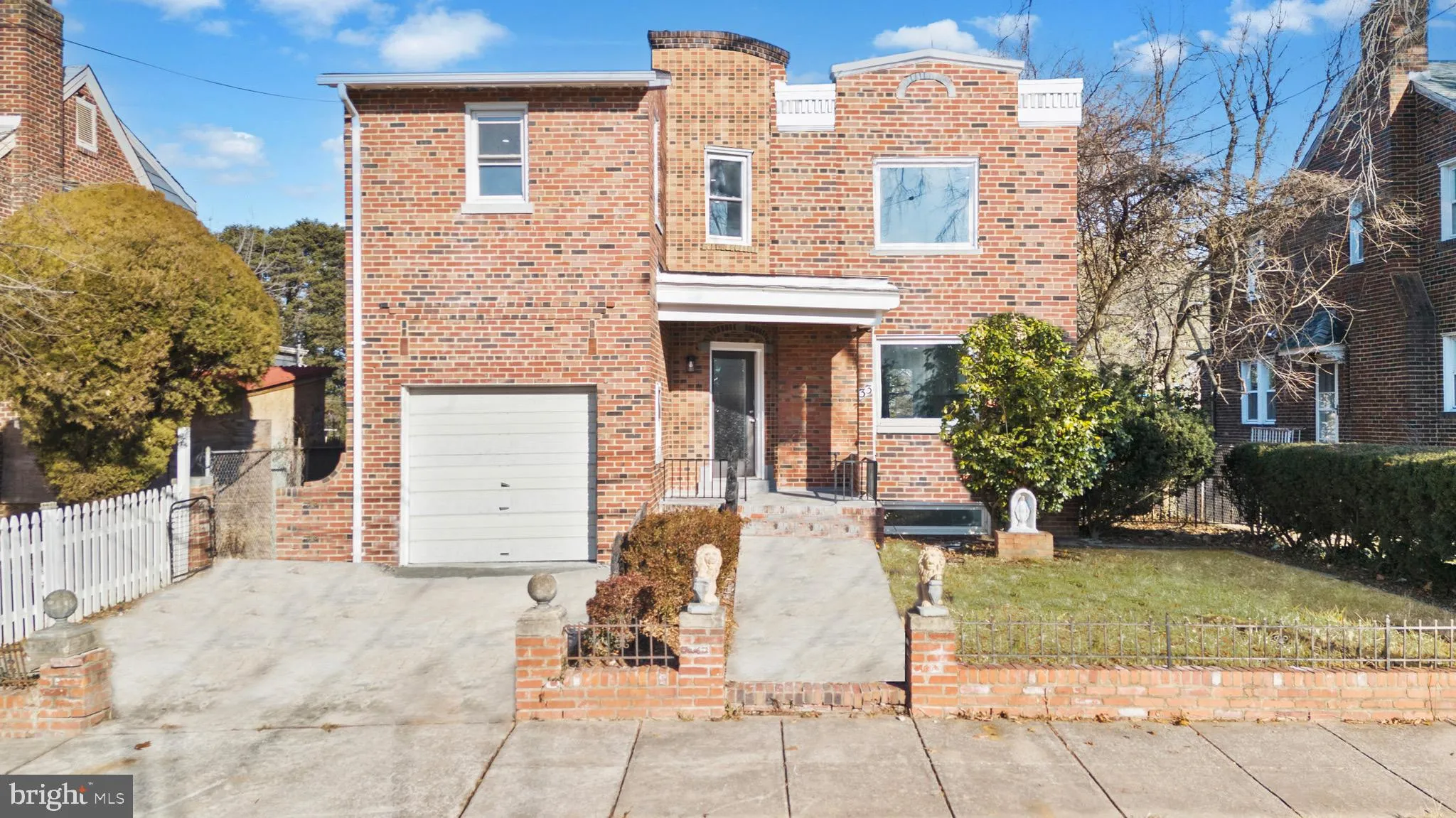 33 NICHOLSON STREET, Washington, DC 20011