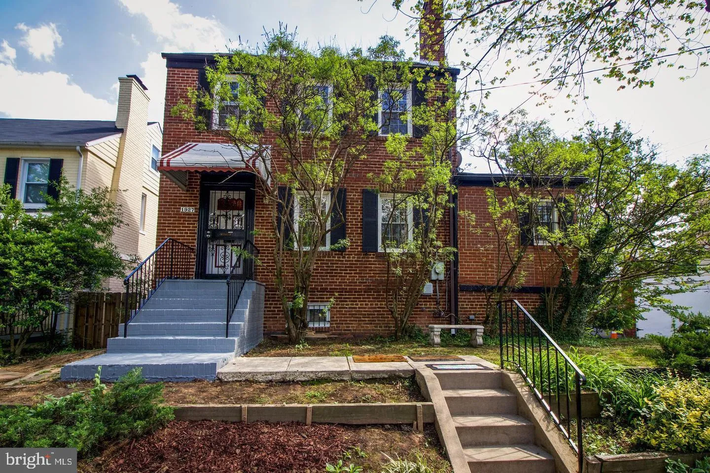 1927 QUINCY STREET, Washington, DC 20018