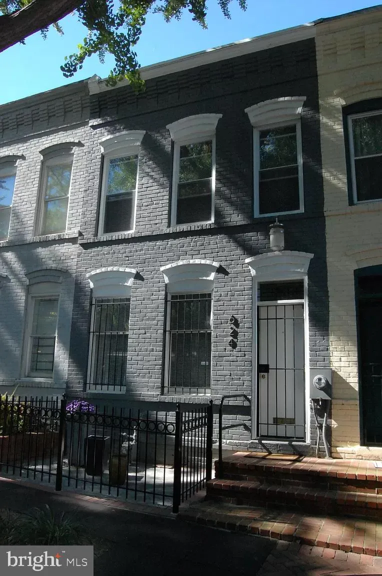 624 14TH PLACE, Washington, DC 20002