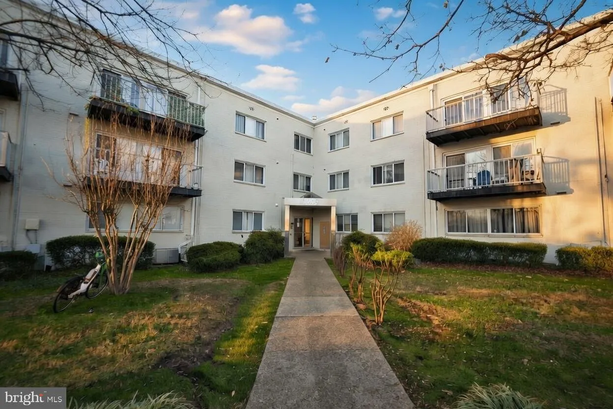 1005 CHILLUM ROAD, Hyattsville, MD 20782