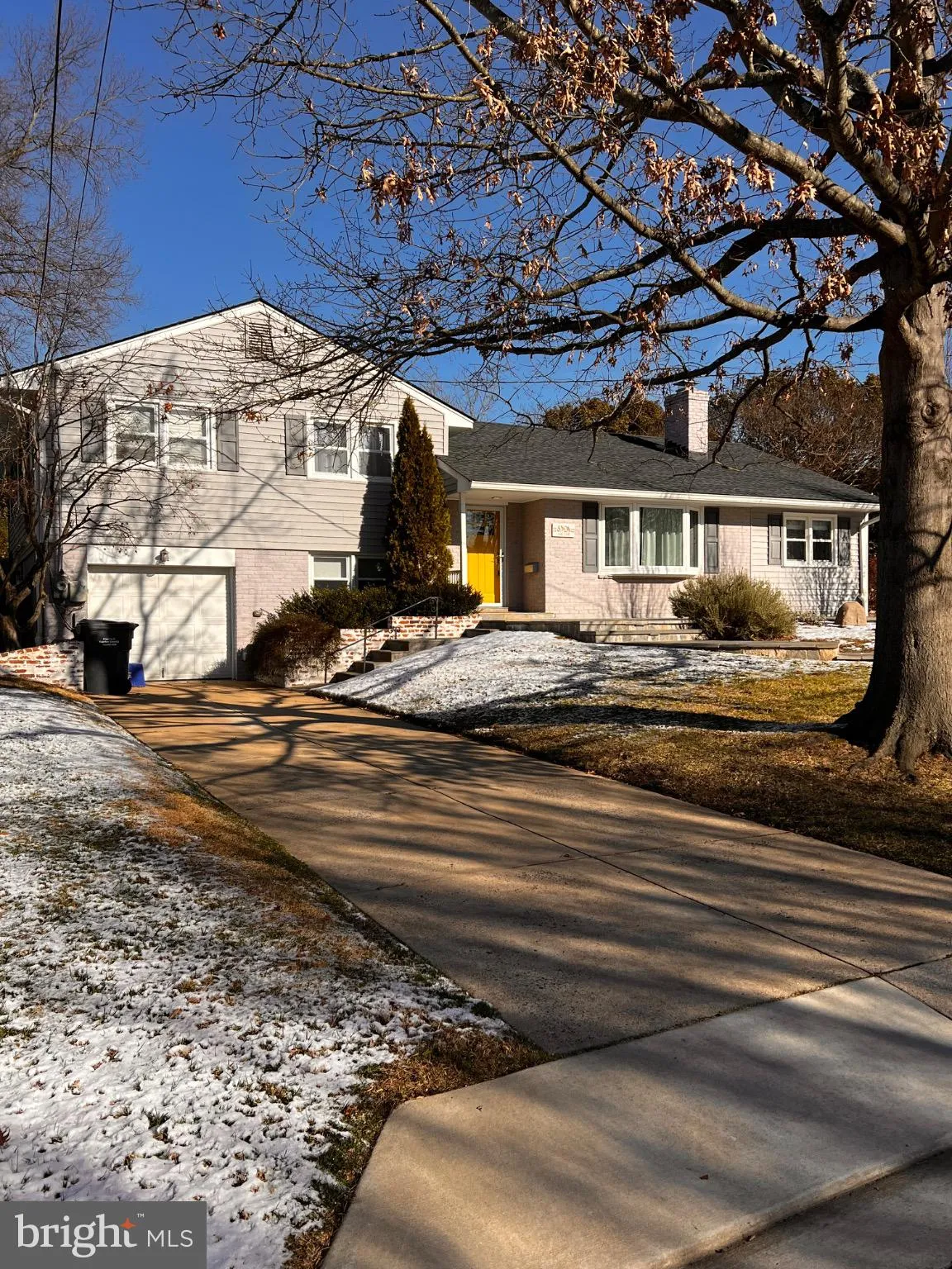 8304 LILAC LANE, Alexandria, VA 22308