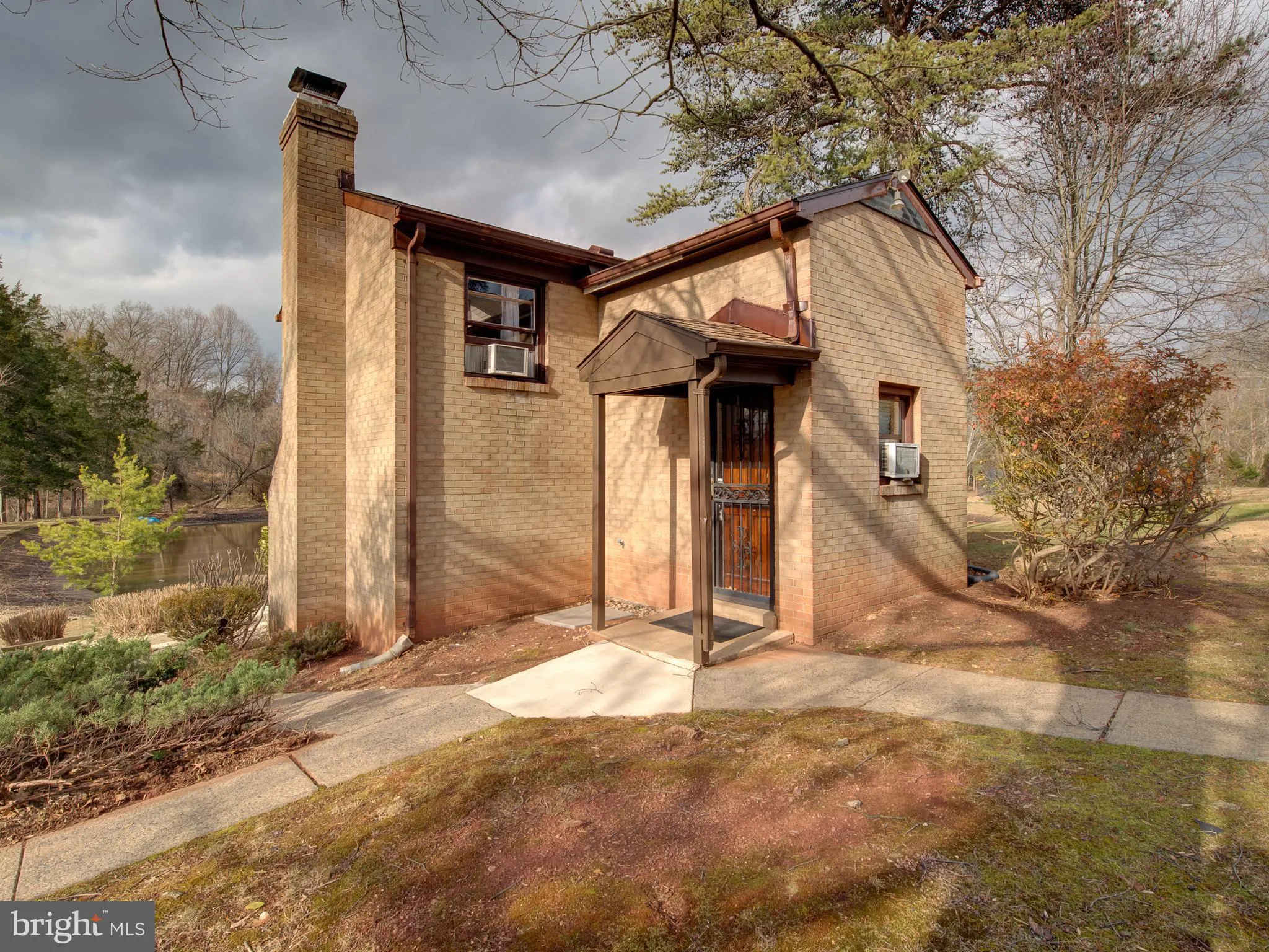 1108-B SHAKER WOODS ROAD, Herndon, VA 20170