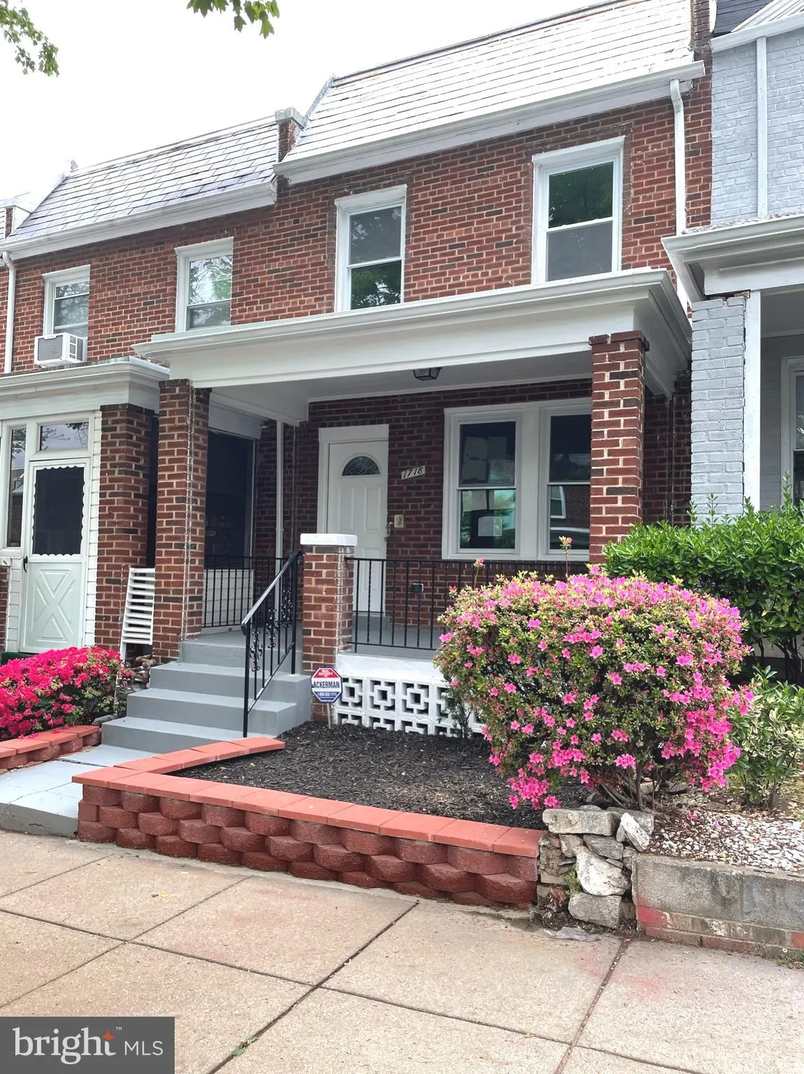 1718 LANG PLACE, Washington, DC 20002