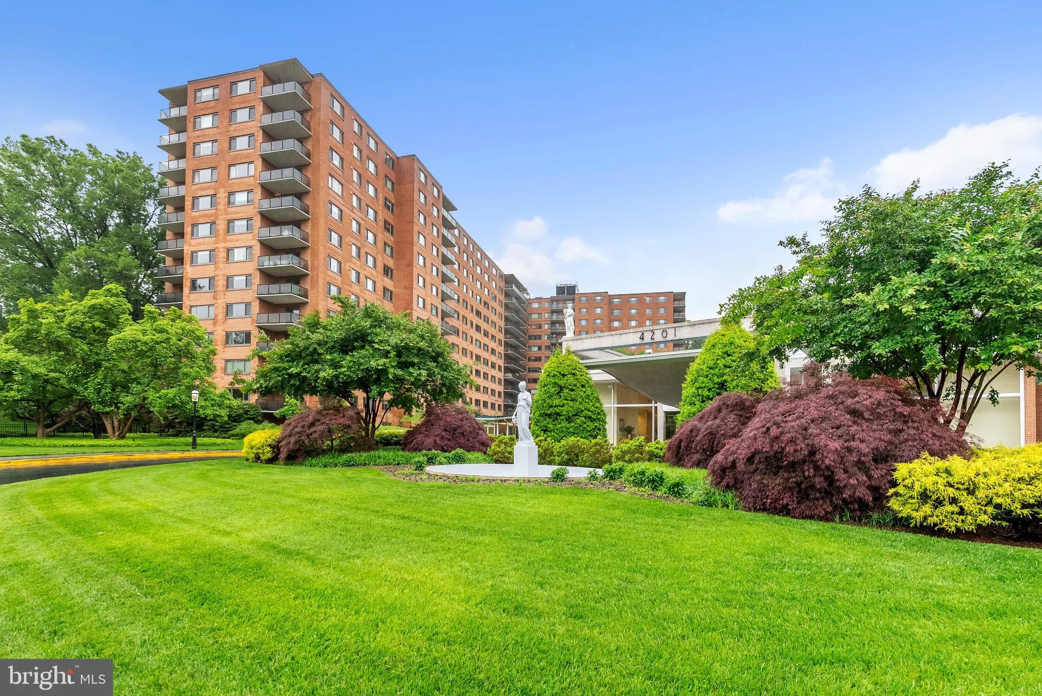 4201 CATHEDRAL AVENUE, Washington, DC 20016