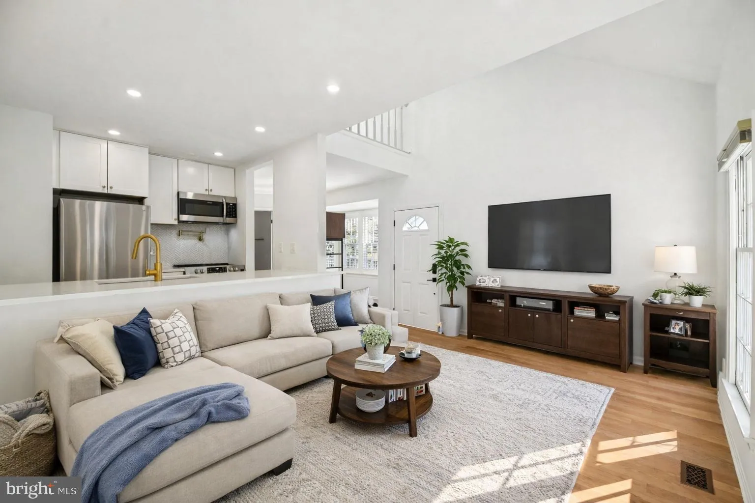 6347 CHIMNEY WOOD COURT, Alexandria, VA 22306