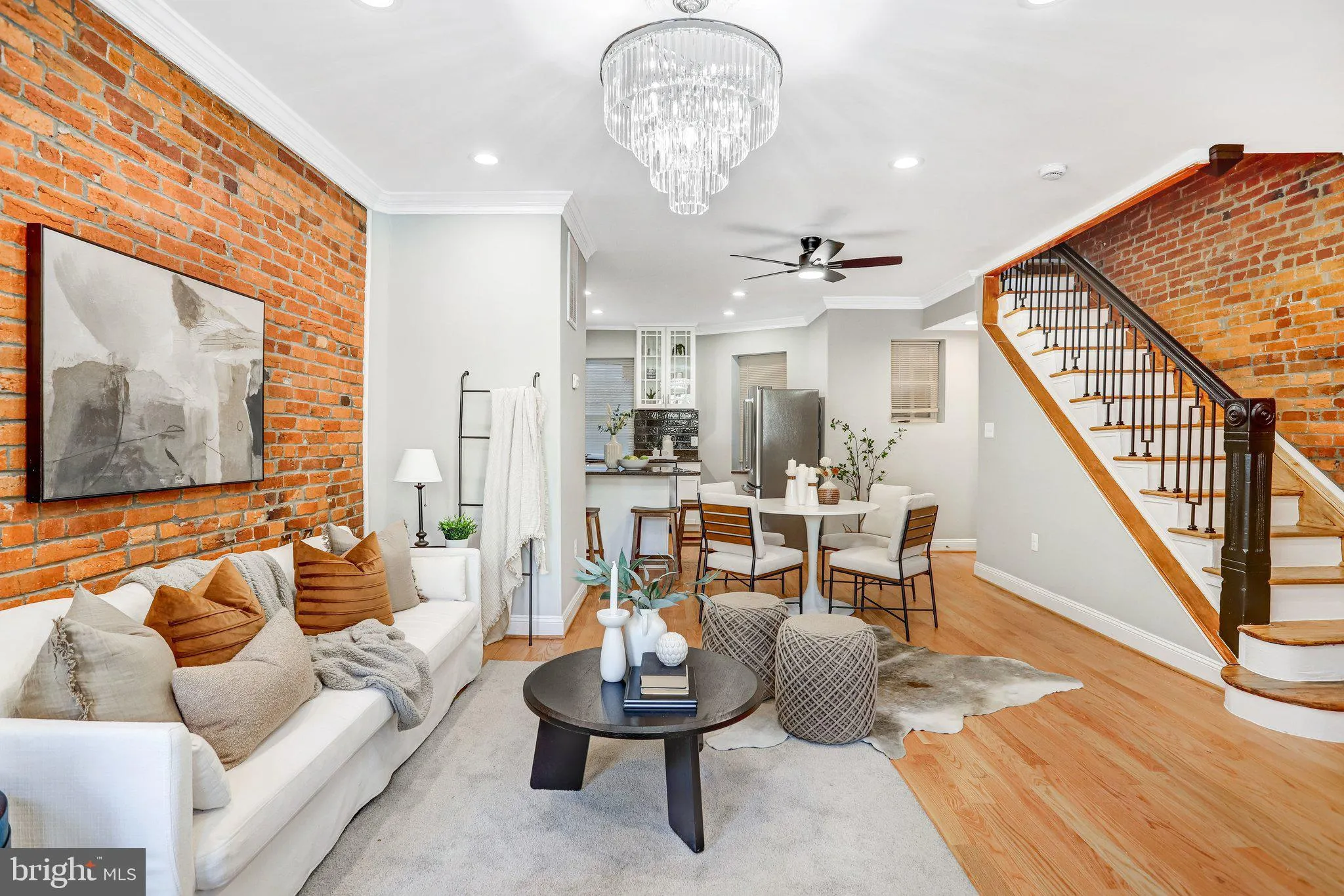 524 T STREET, Washington, DC 20001