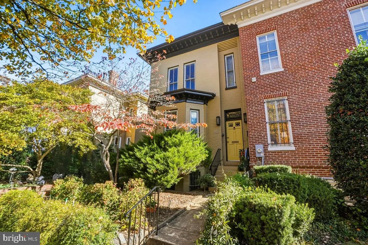 101 6TH STREET, Washington, DC 20002