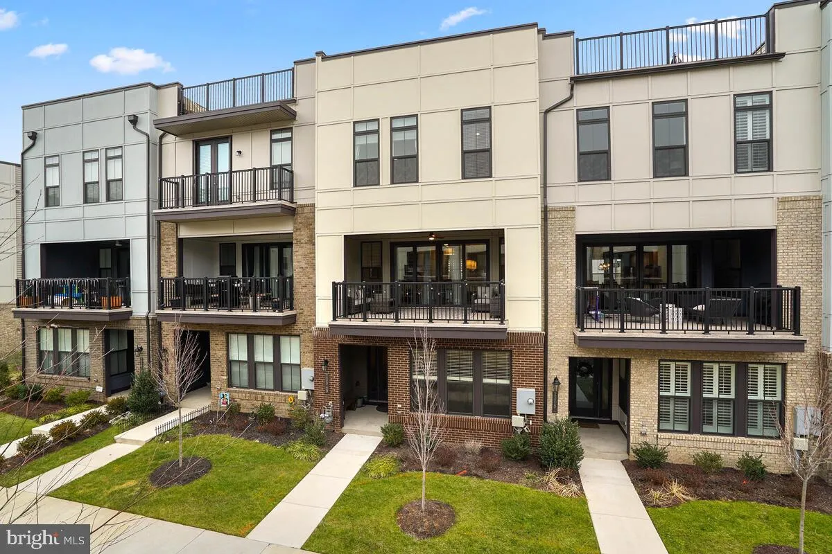 23049 COTTONWILLOW SQUARE, Brambleton, VA 20148