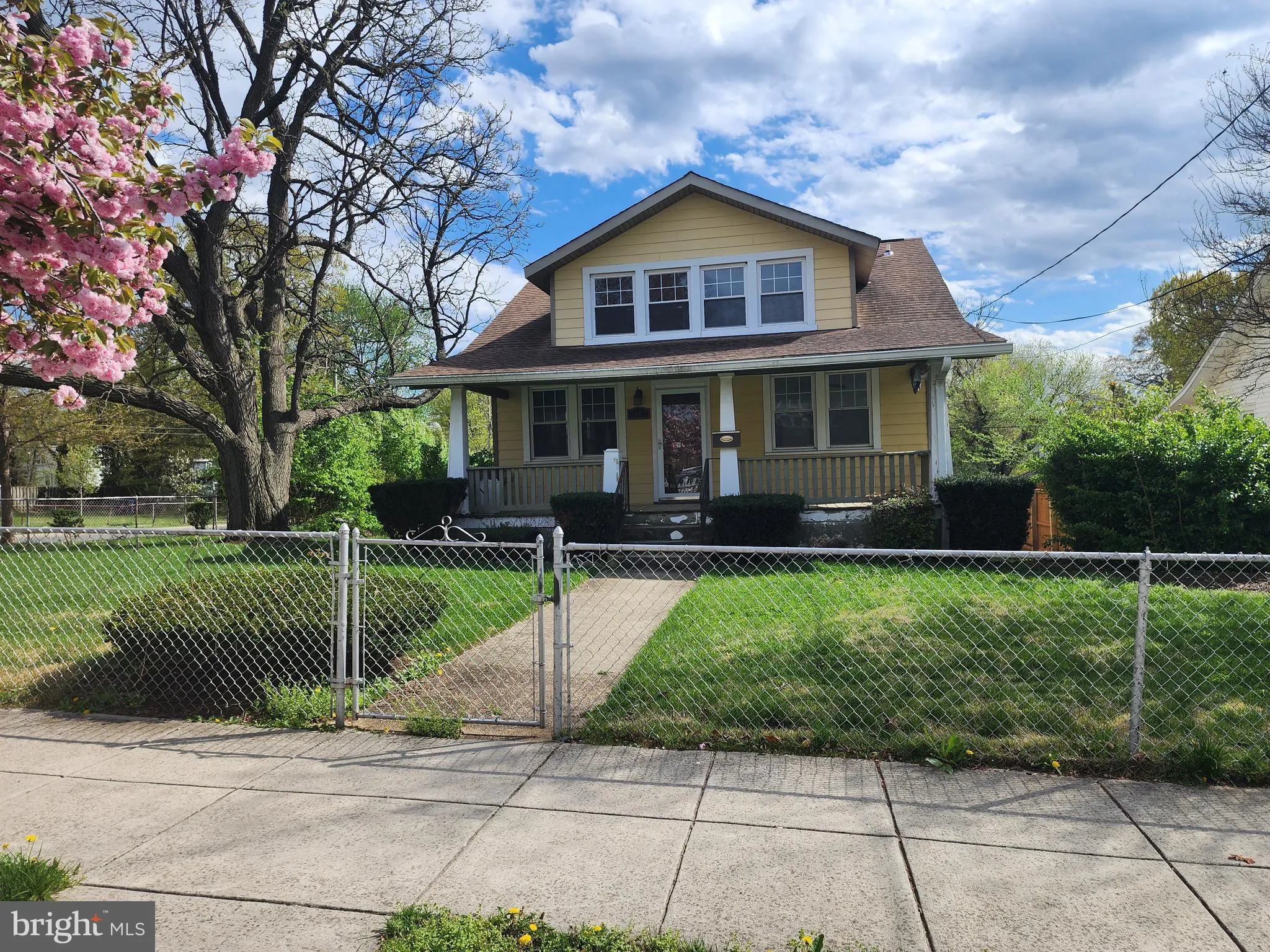 3047 DOUGLAS STREET, Washington, DC 20018