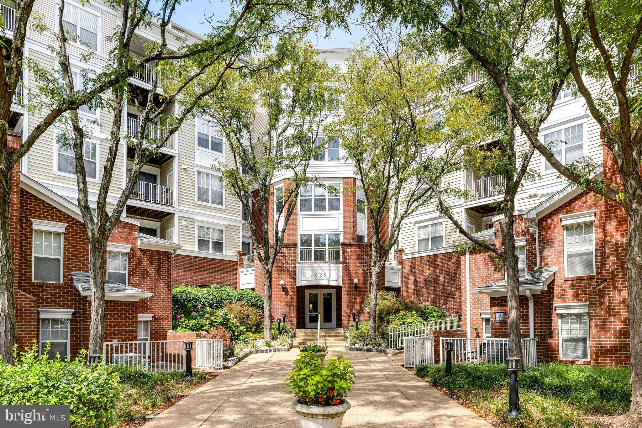 1625 INTERNATIONAL DRIVE, Mclean, VA 22102