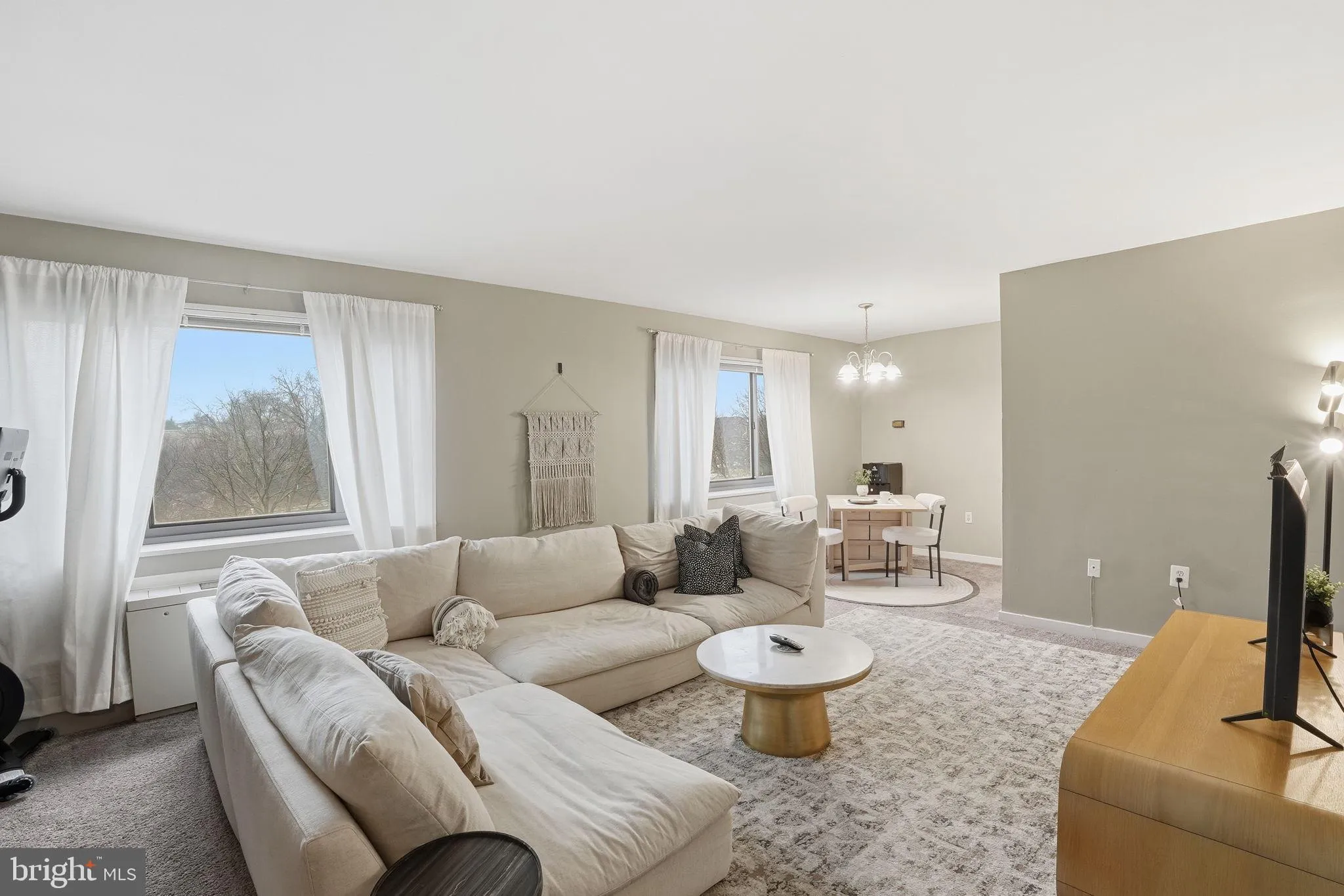 1300 ARLINGTON RIDGE ROAD, Arlington, VA 22202