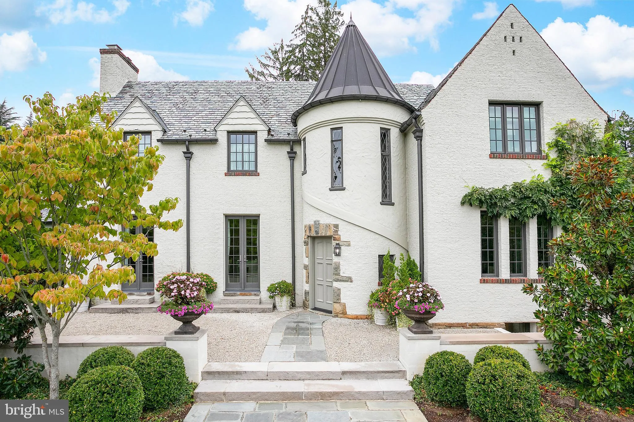 5205 WOODLAWN AVENUE, Chevy Chase, MD 20815