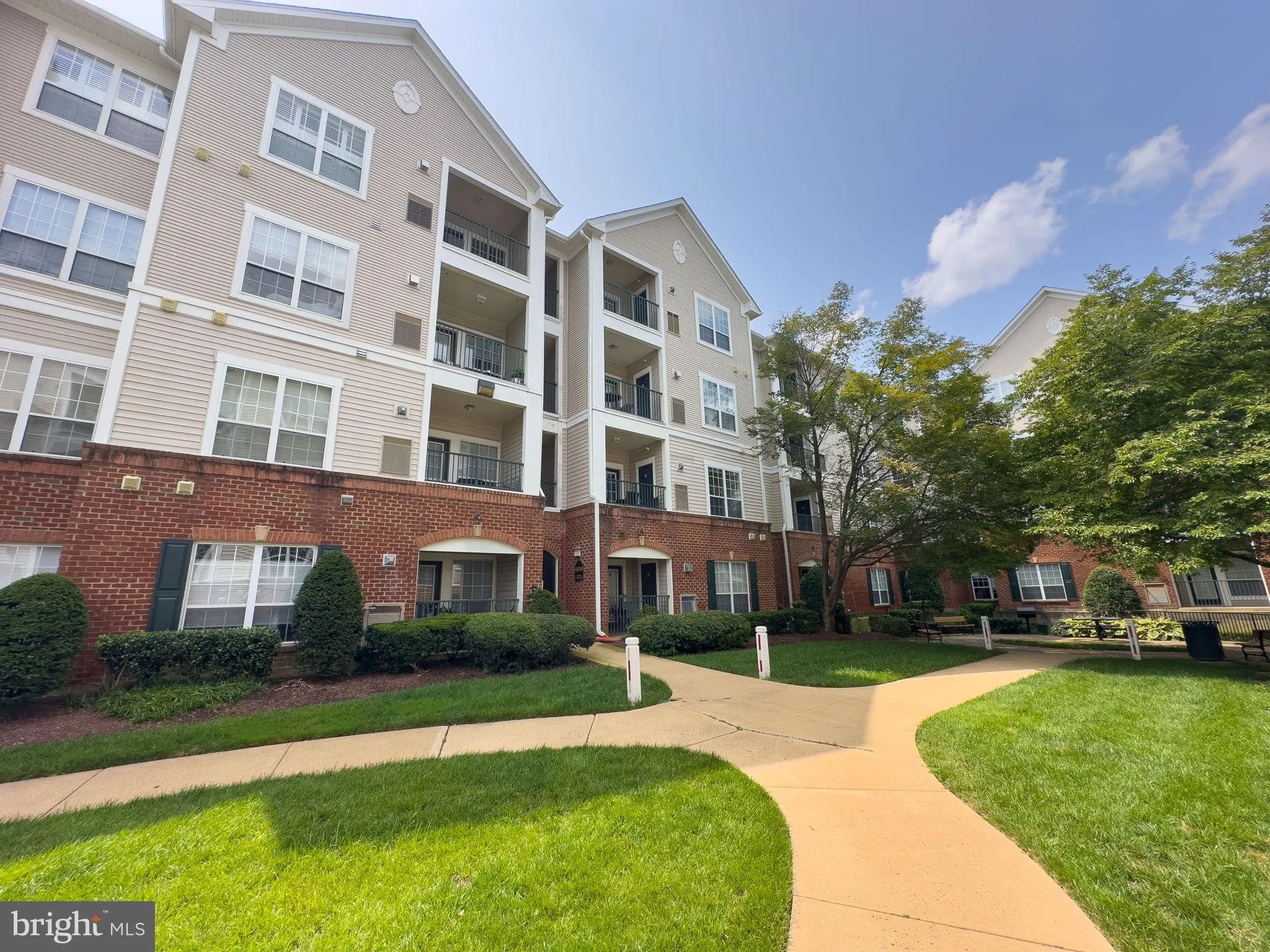 4852 EISENHOWER AVENUE, Alexandria, VA 22304