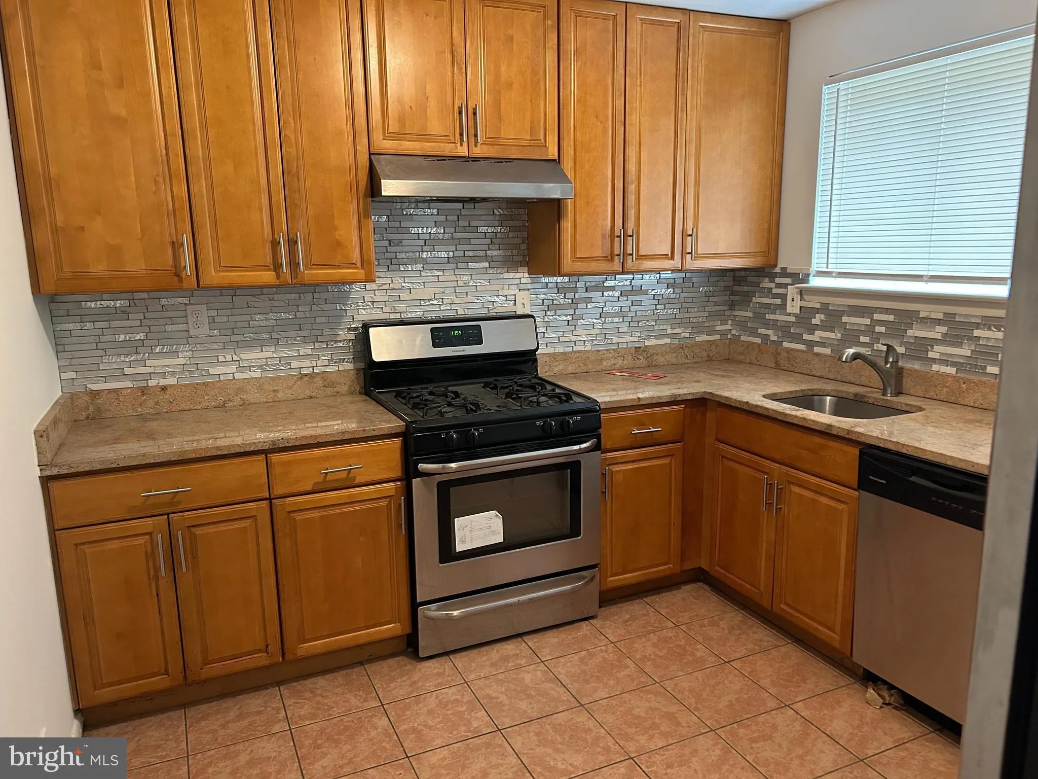 3319 6TH STREET, Washington, DC 20032