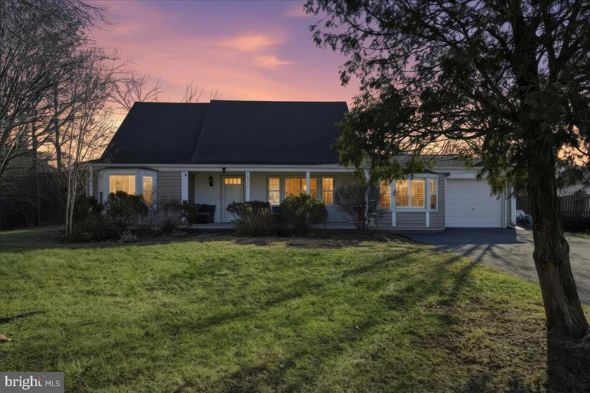 13315 PENNYPACKER LANE, Fairfax, VA 22033