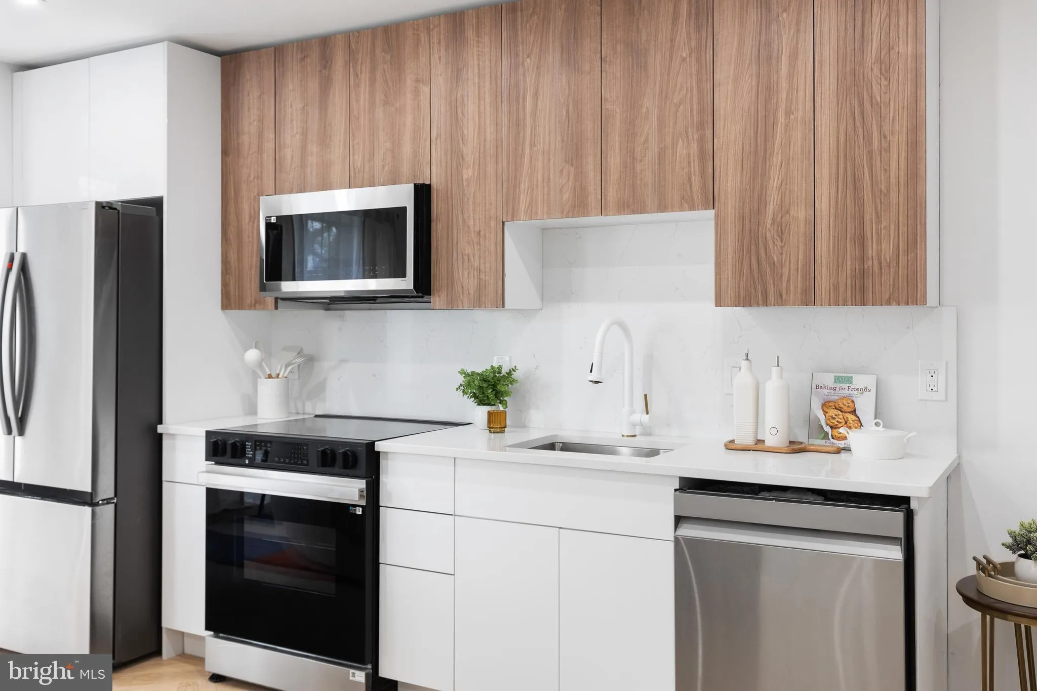 1124 FLORIDA AVENUE, Washington, DC 20002