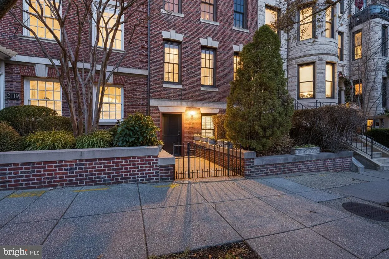 2117 S STREET, Washington, DC 20008