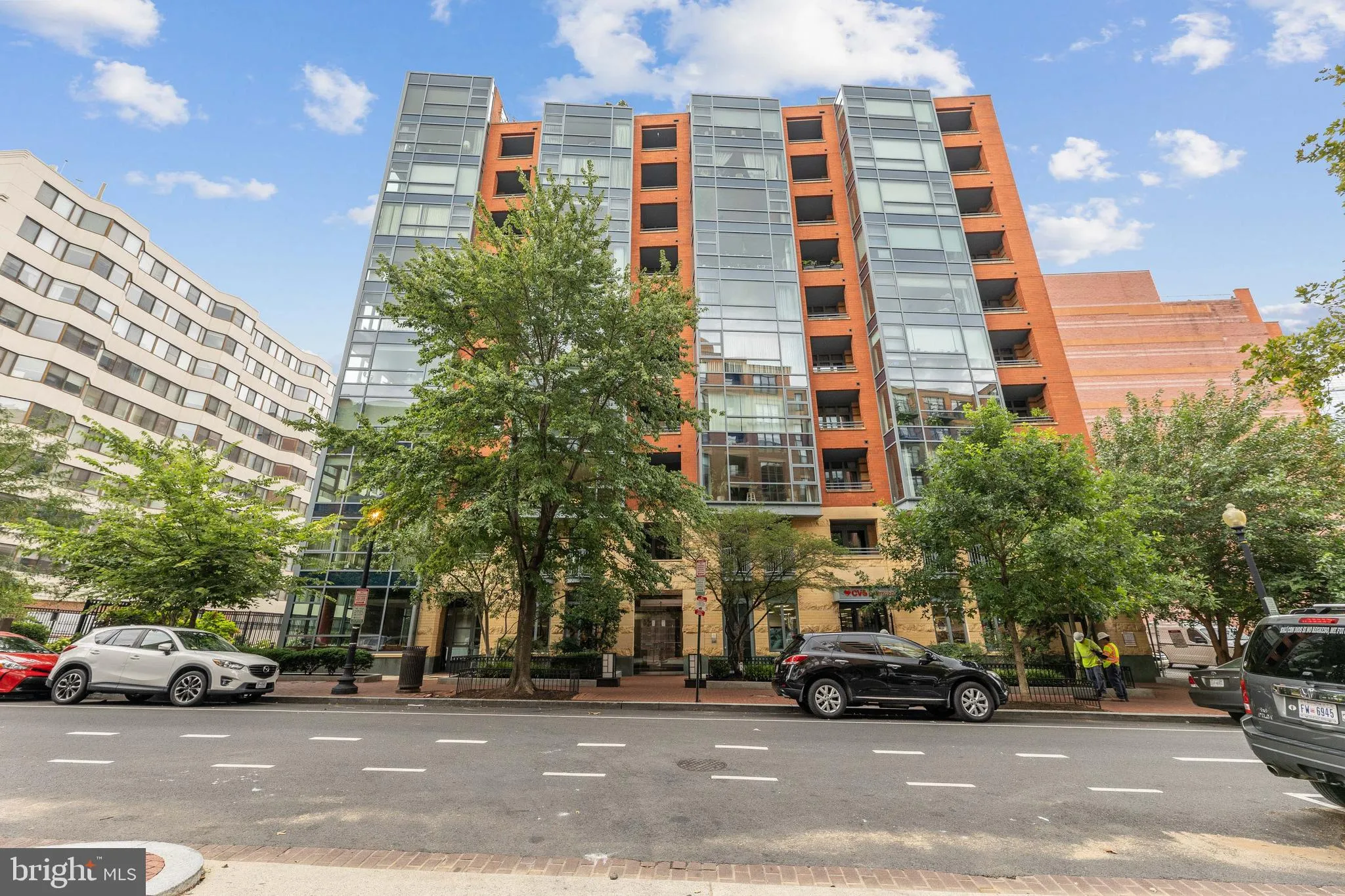 1117 10TH STREET, Washington, DC 20001