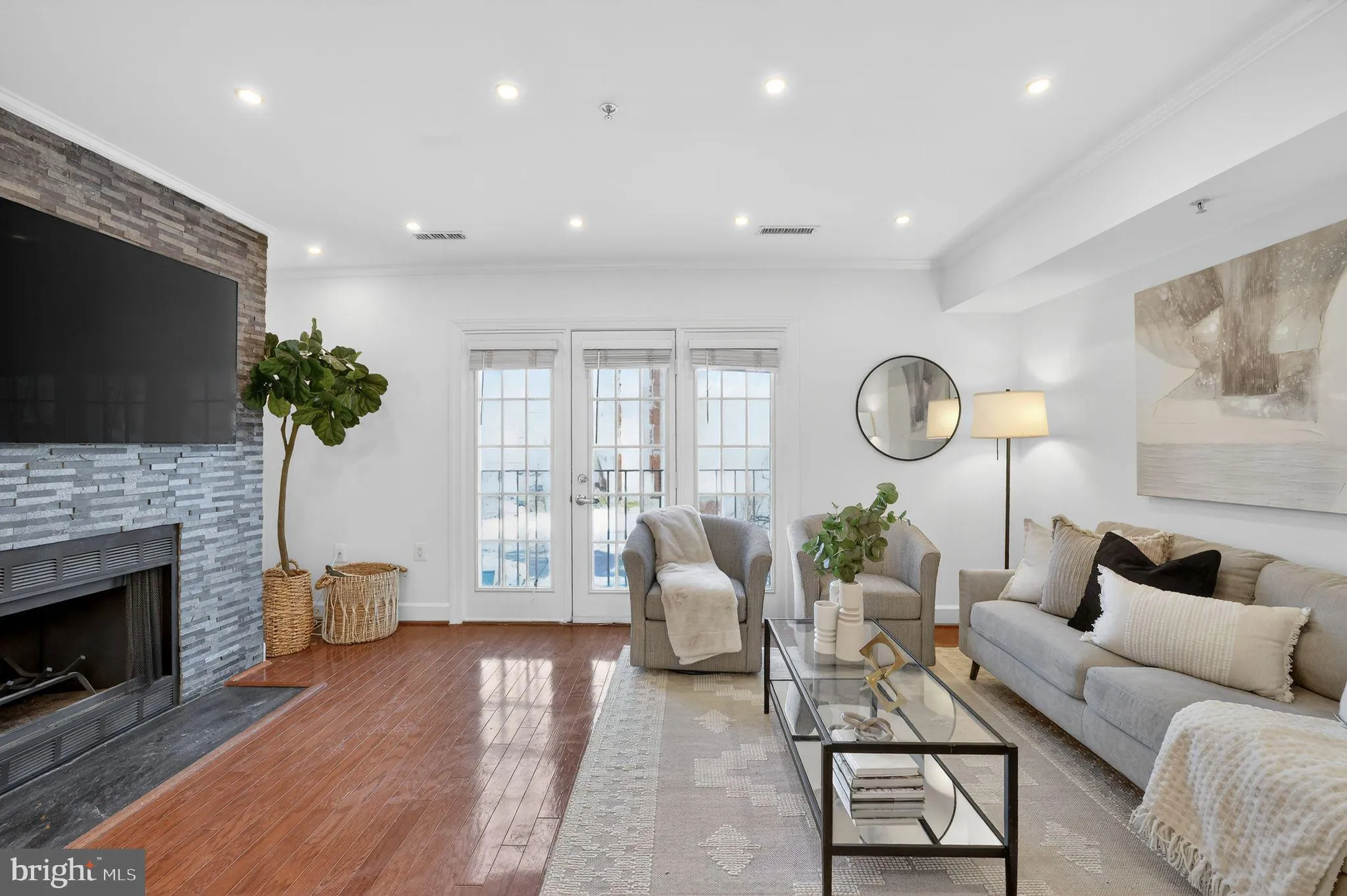 3805 PORTER STREET, Washington, DC 20016