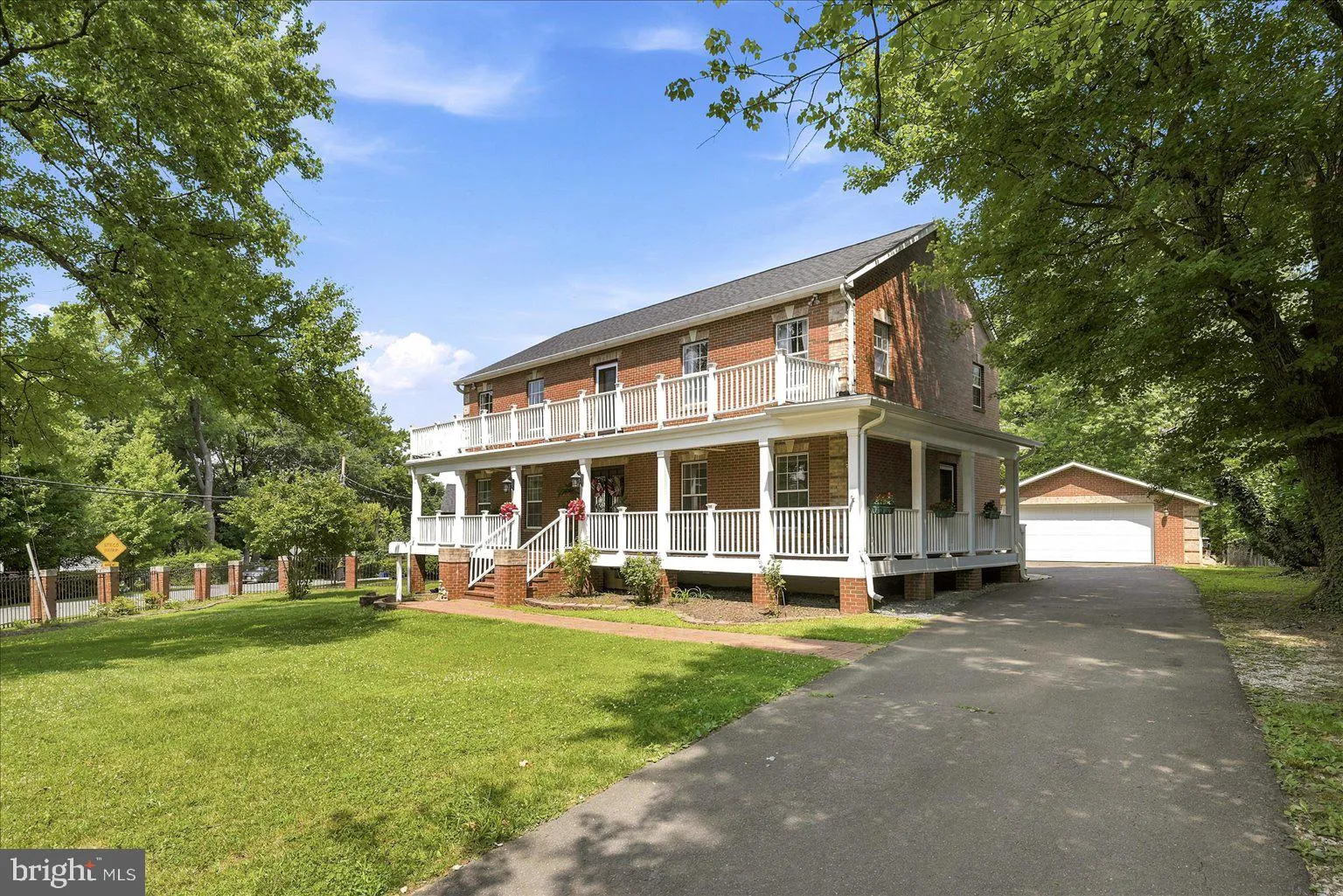 4101 ROBERTS ROAD, Fairfax, VA 22032
