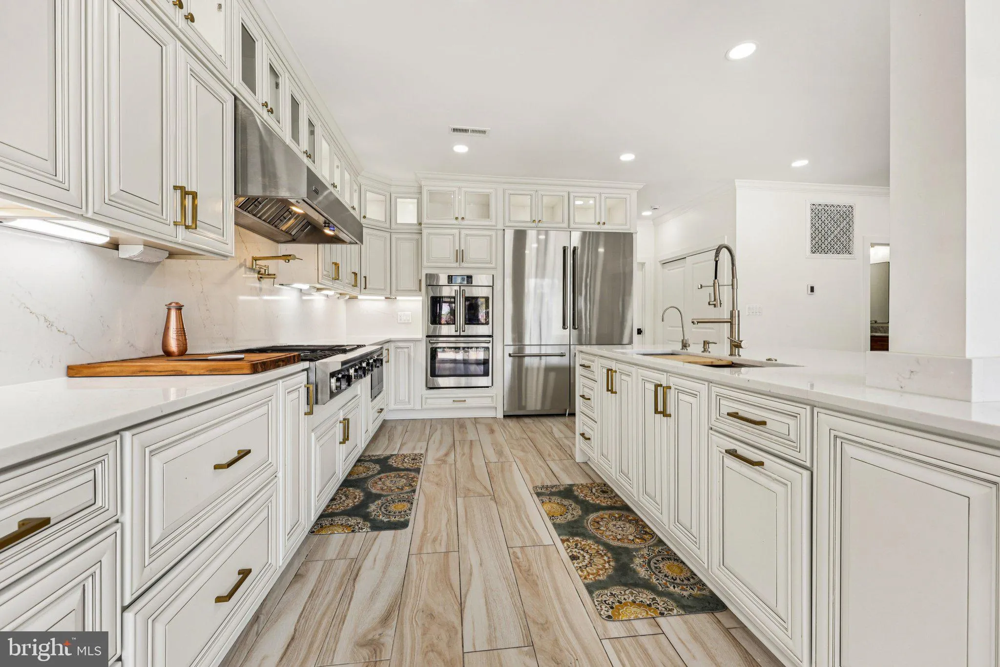 4702 LEIGHFIELD VALLEY DRIVE, Chantilly, VA 20151