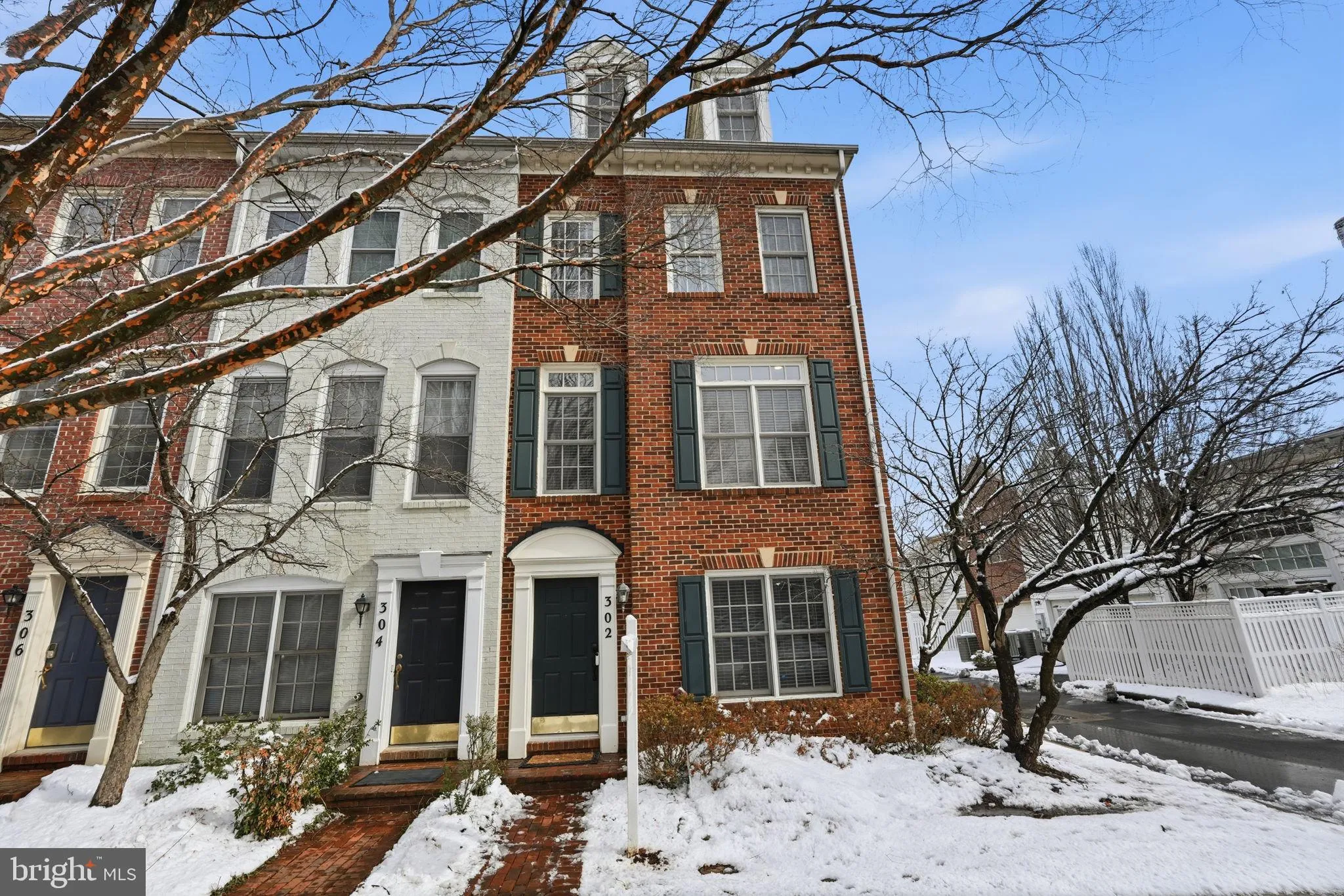 302 FALLSGROVE DRIVE, Rockville, MD 20850