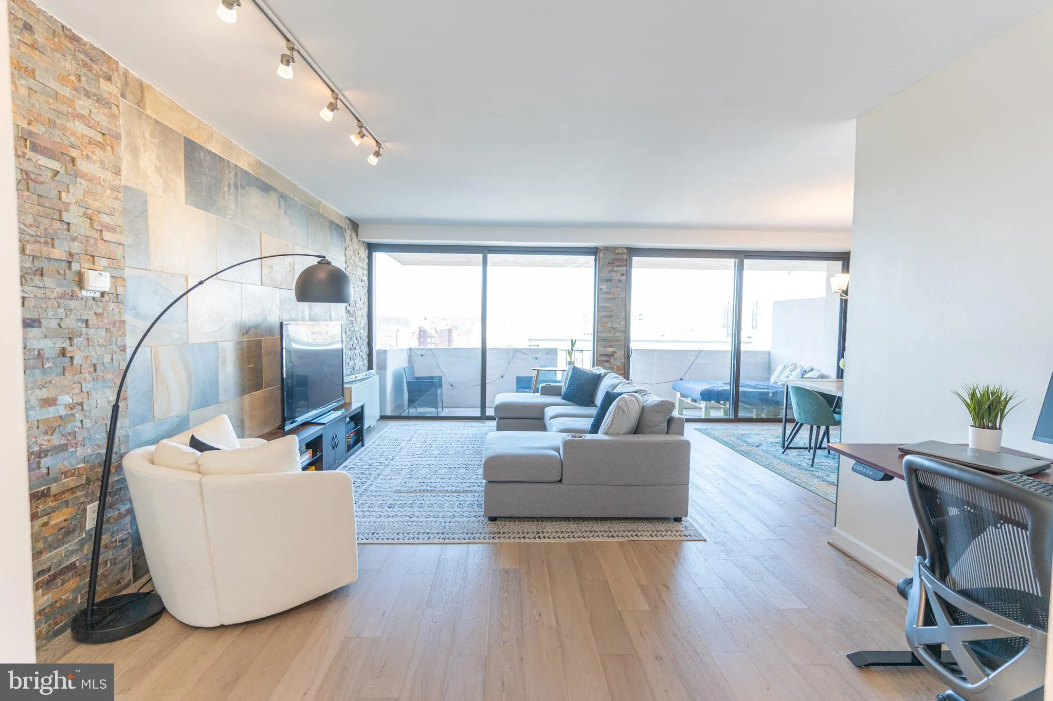 4141 HENDERSON ROAD, Arlington, VA 22203