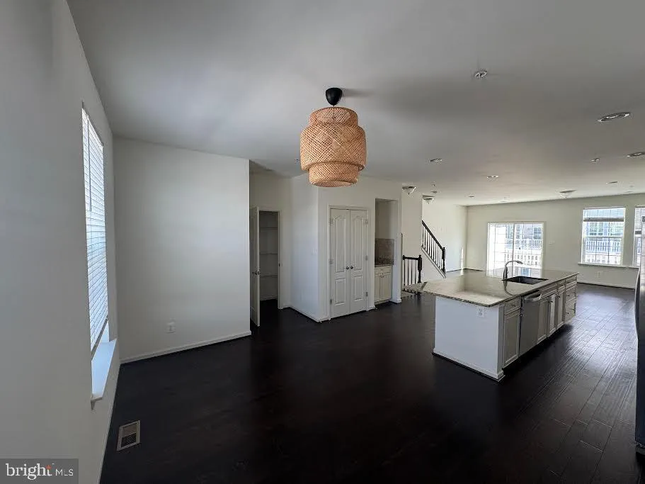 7805 CHERREL BROOKS WAY, Elkridge, MD 21075