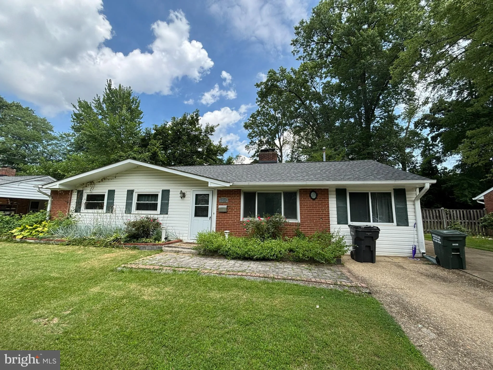 7439 LONG PINE DRIVE, Springfield, VA 22151