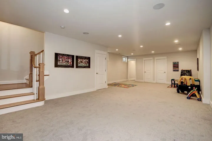 1919 N George Mason Dr N, Arlington, Virginia 22207