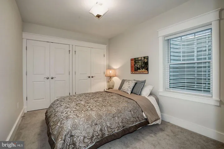 1919 N George Mason Dr N, Arlington, Virginia 22207