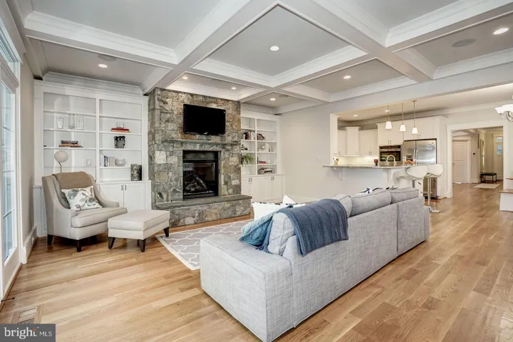 1919 N George Mason Dr N, Arlington, Virginia 22207
