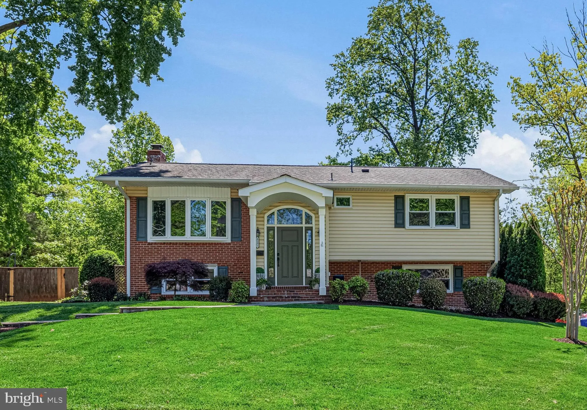 8231 MCNEIL STREET, Vienna, VA 22180