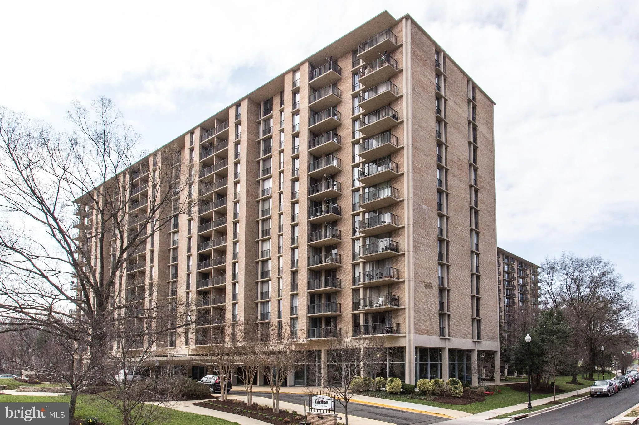 4600 FOUR MILE RUN DRIVE, Arlington, VA 22204