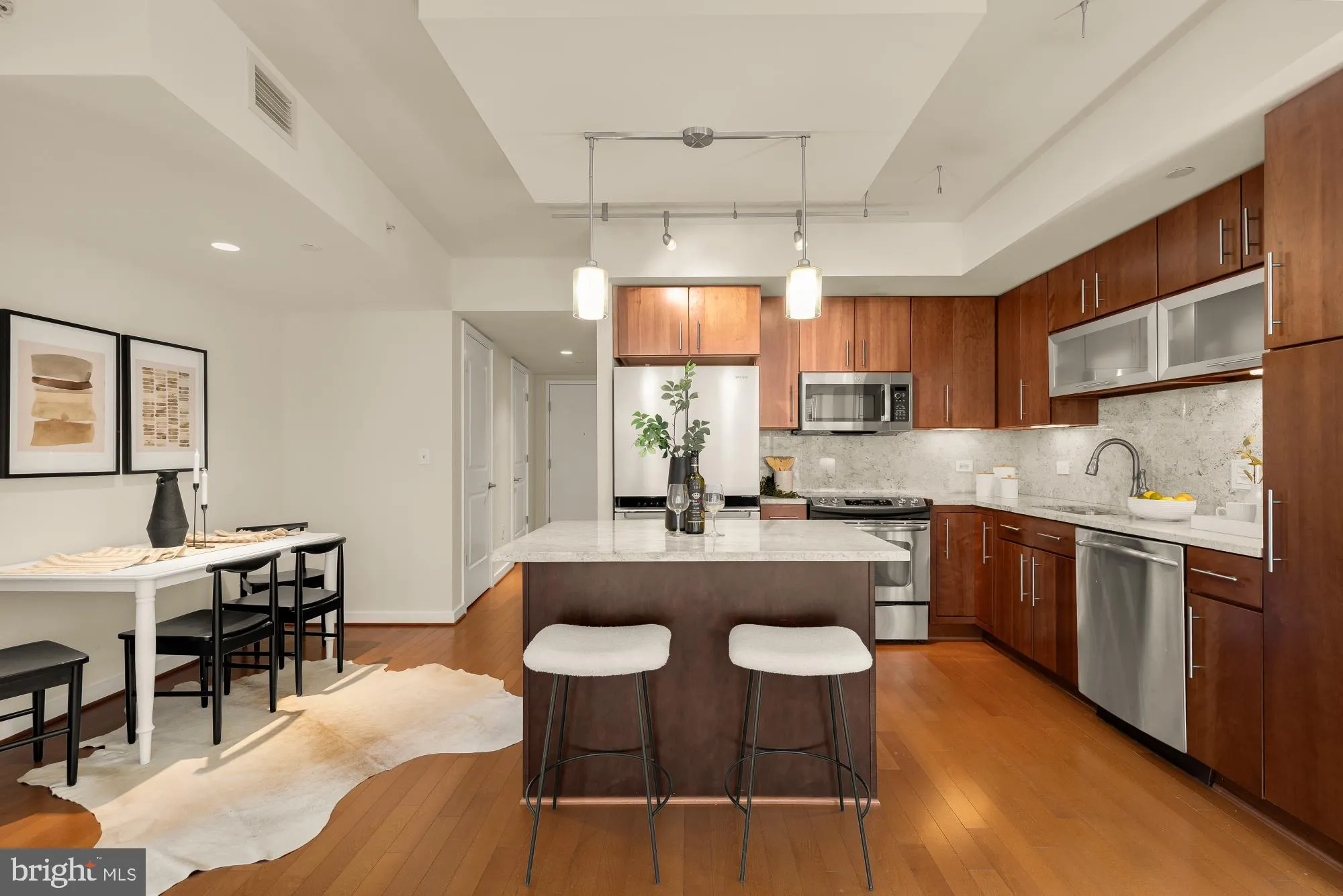 1025 1ST STREET, Washington, DC 20003