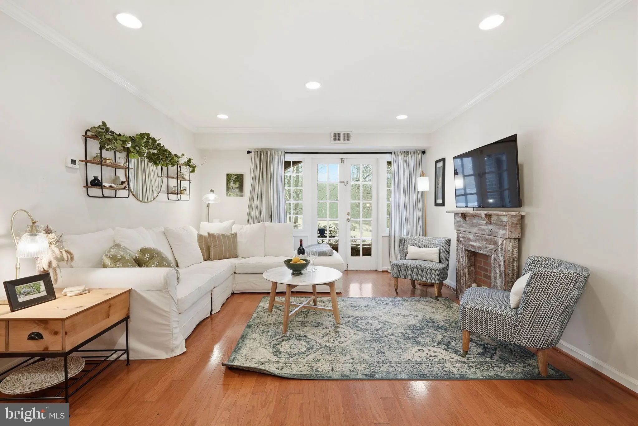 8231 KINGS CHARTER LANE, Springfield, VA 22152