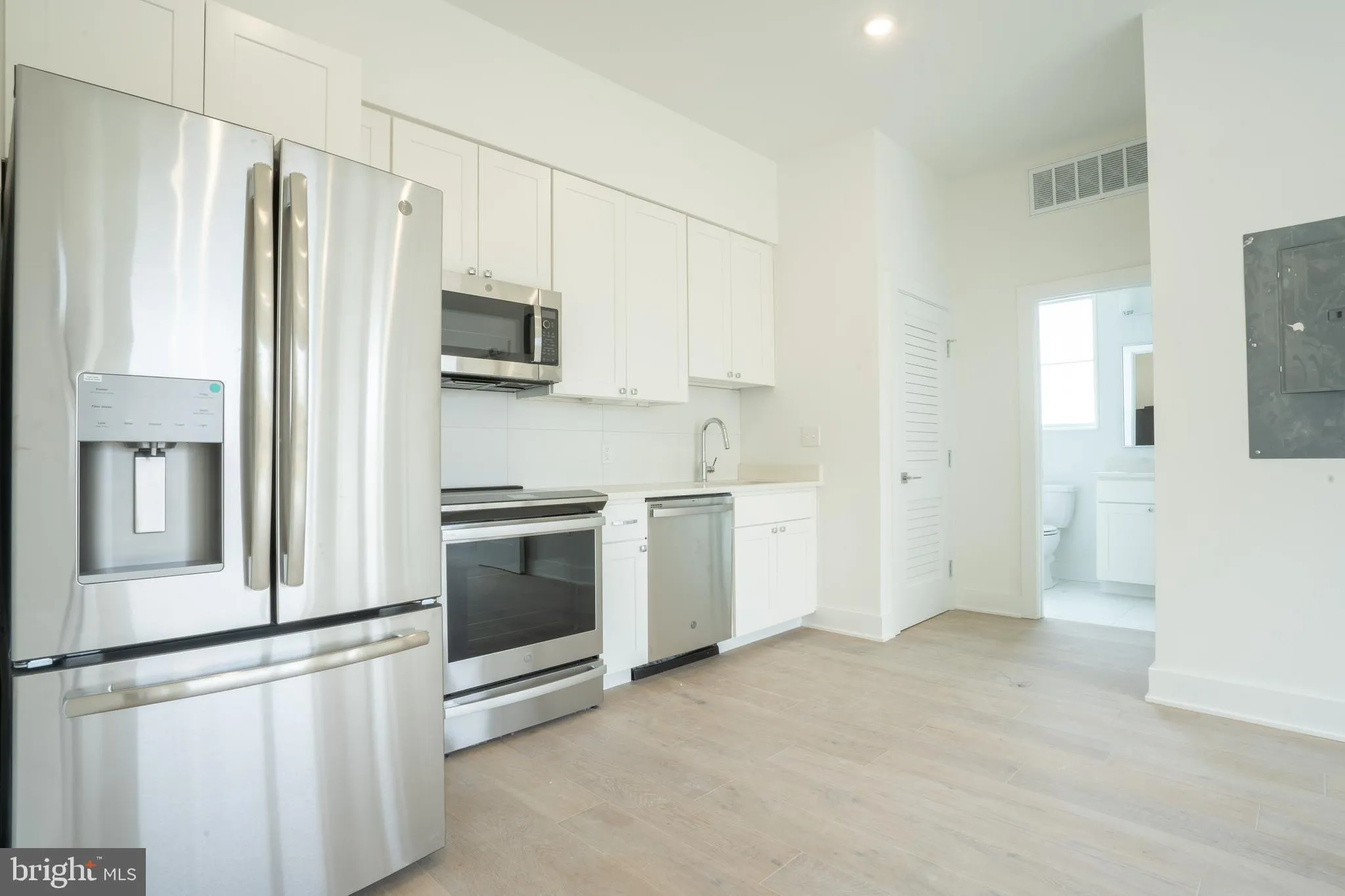 5301 CONNECTICUT AVENUE, Washington, DC 20015
