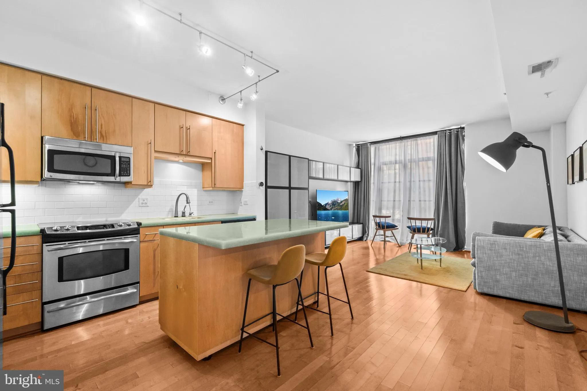 437 NEW YORK AVENUE, Washington, DC 20001